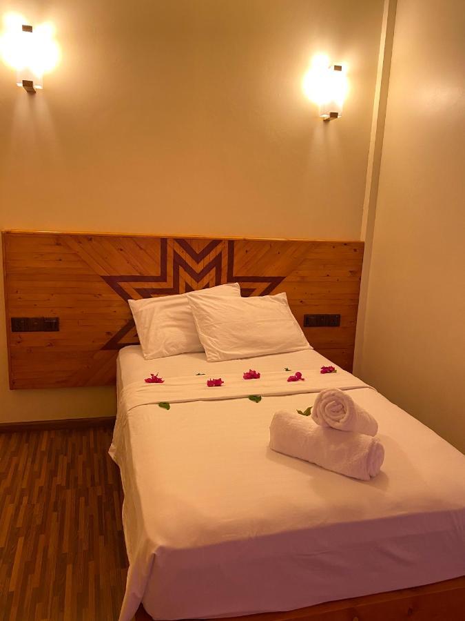 Bougainvillea Inn - Maldives Fulidu Exteriör bild
